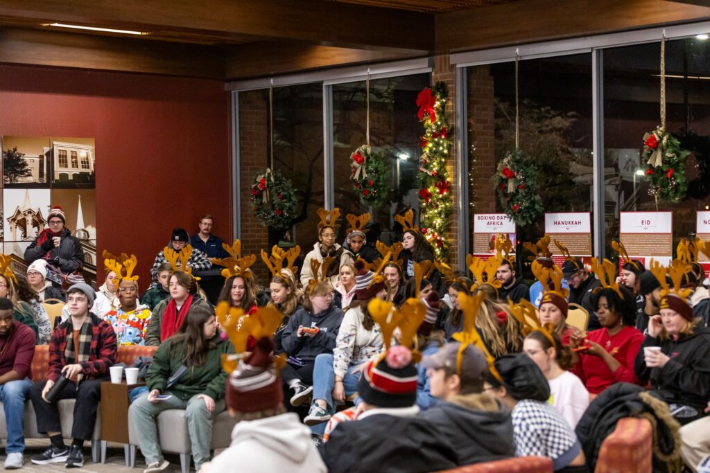 Bridgewater College students gathered for festive holiday tradition